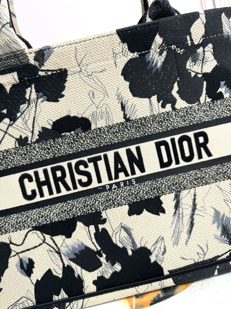 Christian Dior Shopping Bags